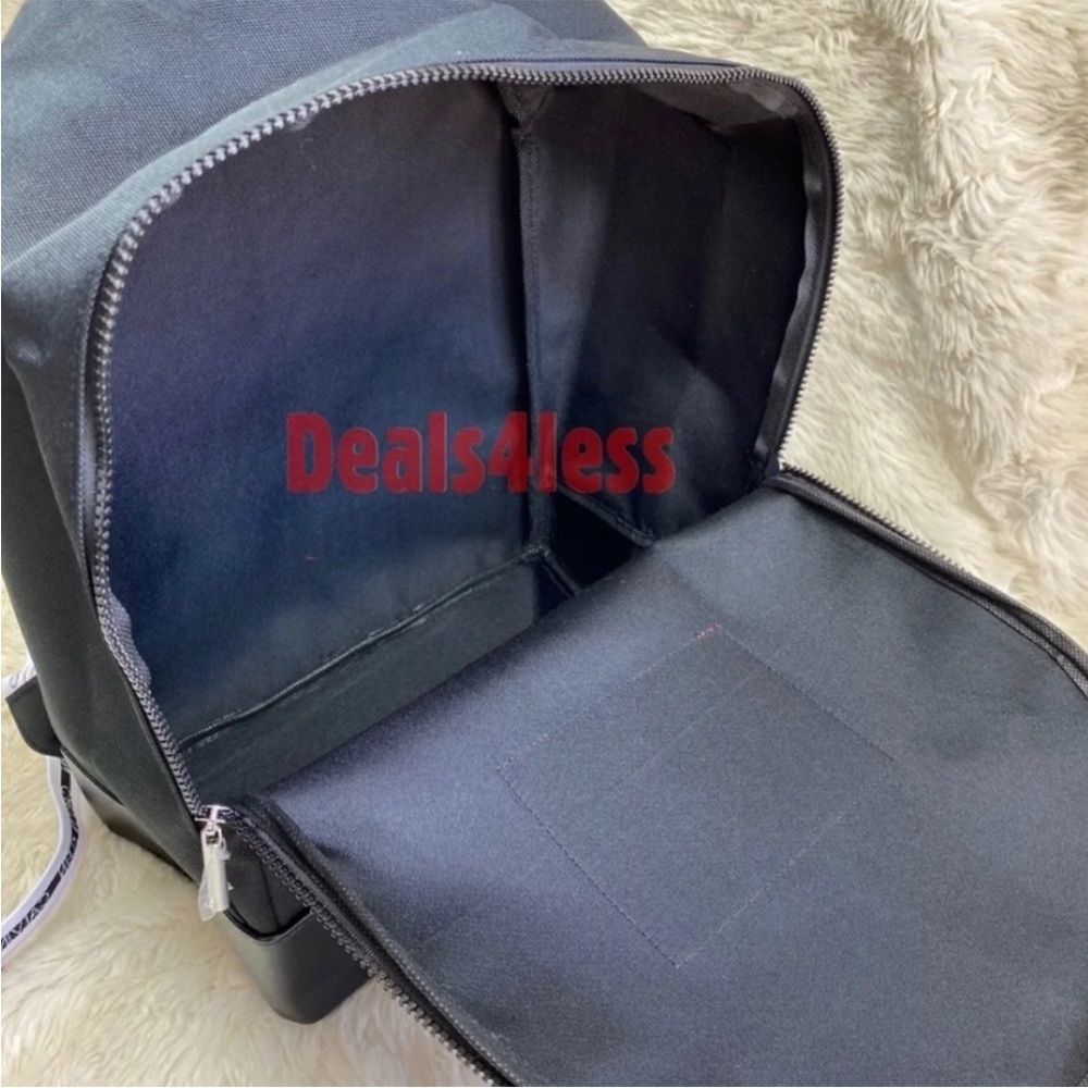 Calvin Klein Backpack Gym Bag Holdall Travel NWT - Picture 7 of 8